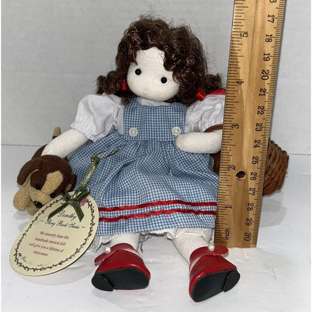 Dorothy Musical Animated Shelf Sitter With Toto And Basket Wizard Of Oz Doll VTG